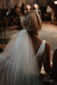 bruid rug sluier bruid