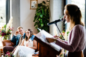 ceremonie spreken ceremonie lachen